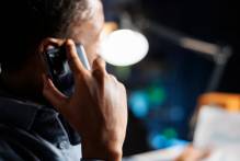 Procon alerta para golpes do roubo de voz