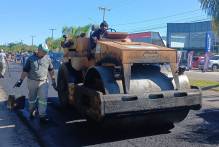 Prefeitura segue obras de manutenção no pavimento da estrada do Laranjal