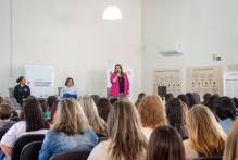 Secretaria de Políticas para as Mulheres realiza formação para servidoras