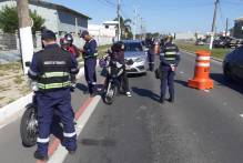 STT e GM realizam blitz de fiscalização na Francisco Caruccio