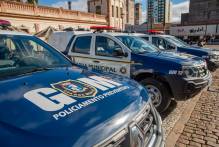 Prefeitura recebe carros via emenda parlamentar