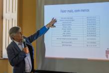 Marroni apresenta LOA em audiência pública na Prefeitura