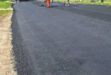 Secretaria de Obras usa 83 toneladas de CBUQ na qualificação de vias