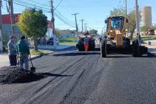 Prefeitura faz reperfilamento em trecho da avenida 25 de Julho