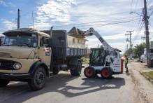 Antes da chuva, Prefeitura faz mutirão na Santa Terezinha