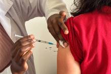 Pelotas recebe remessa de 16 mil vacinas contra Influenza