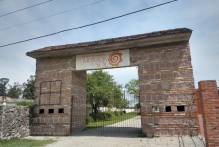 Saiba como chegar e o que vai encontrar na Festa do Morango