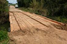Prefeitura requalifica pontes da colônia