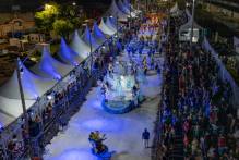 Escolas do Grupo Especial impactam público do Carnaval de Pelotas