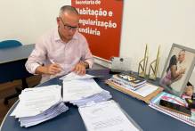 Prefeitura autoriza mais 40 famílias a formalizar seus terrenos