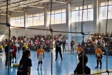 Festival de minivolei reuniu 250 crianças nesta sexta-feira (15)