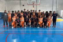 Turma de basquete da SELJ participa de amistoso com equipe do IFSul