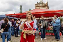 Feira do Morango vende 720 quilos nos primeiros dias