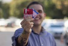 Distribuição gratuita de camisinhas conta com novos modelos