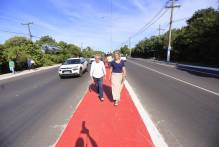 Prefeita entrega quatro importantes vias pavimentadas