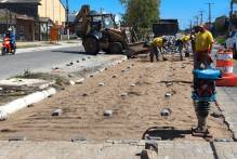 Prefeitura repara vias de blocos tipo Unistein no Fragata e Arco-íris