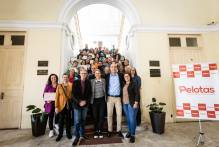 Prefeita entrega homenagens a alunos da rede que foram destaque na Obmep