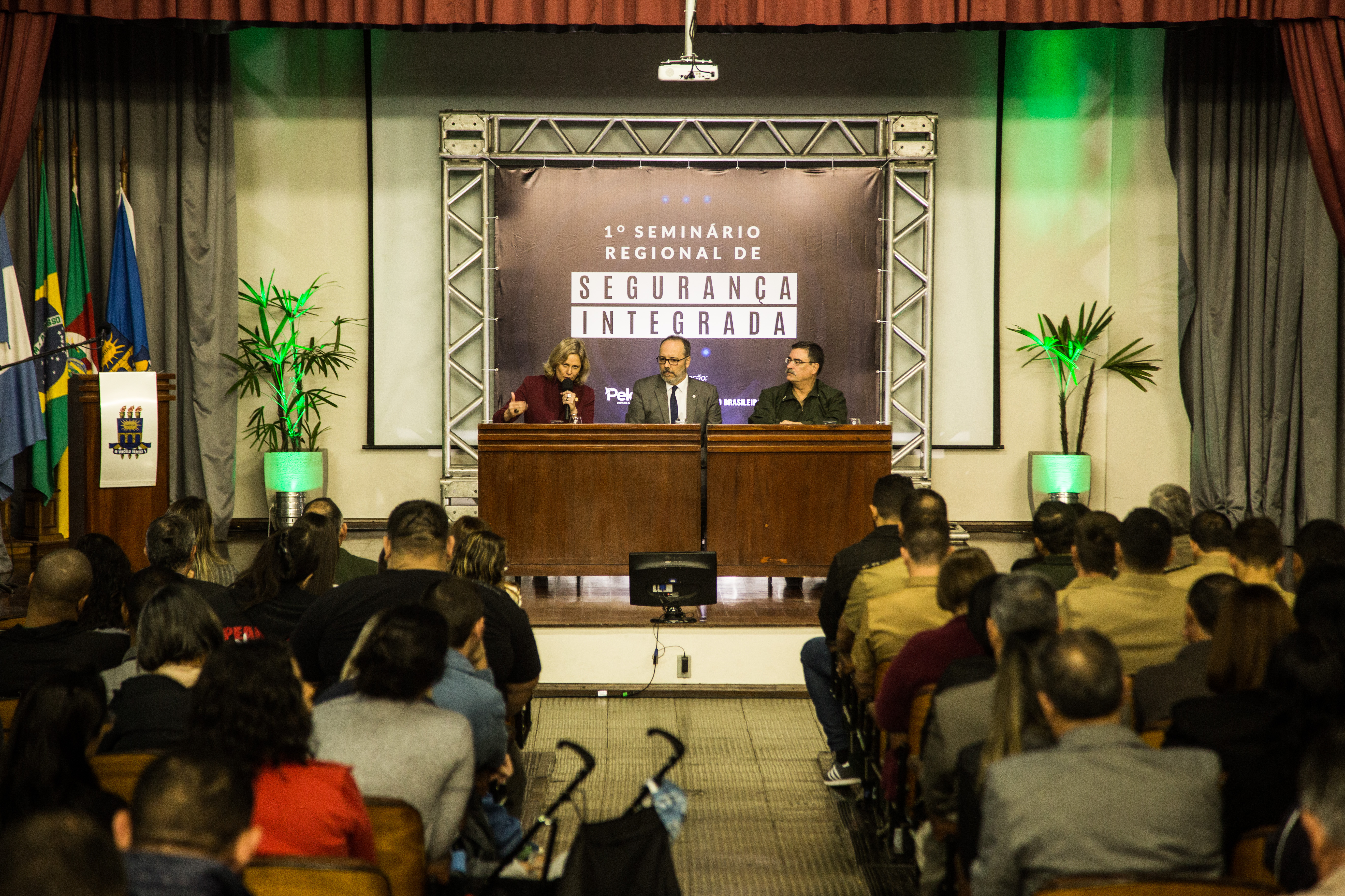 Evento da Prefeitura, UCPel e Exército busca, até sexta, discutir  desafios e apresentar iniciativas no âmbito da segurança integrada