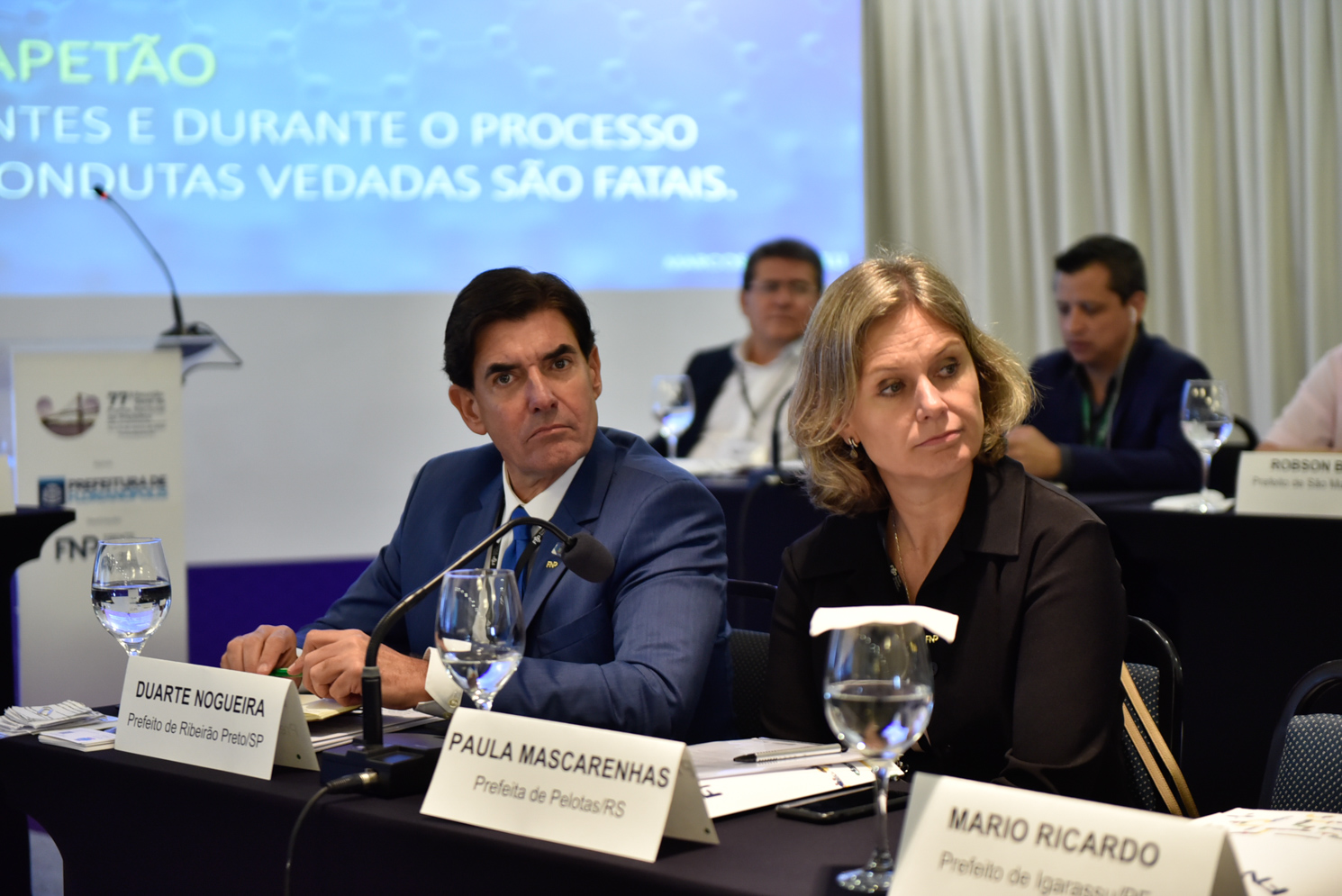 Entre os temas debatidos no evento, os planos de contingência para o Covid-19 (coronavírus), segurança pública e as reformas tributária e administrativa