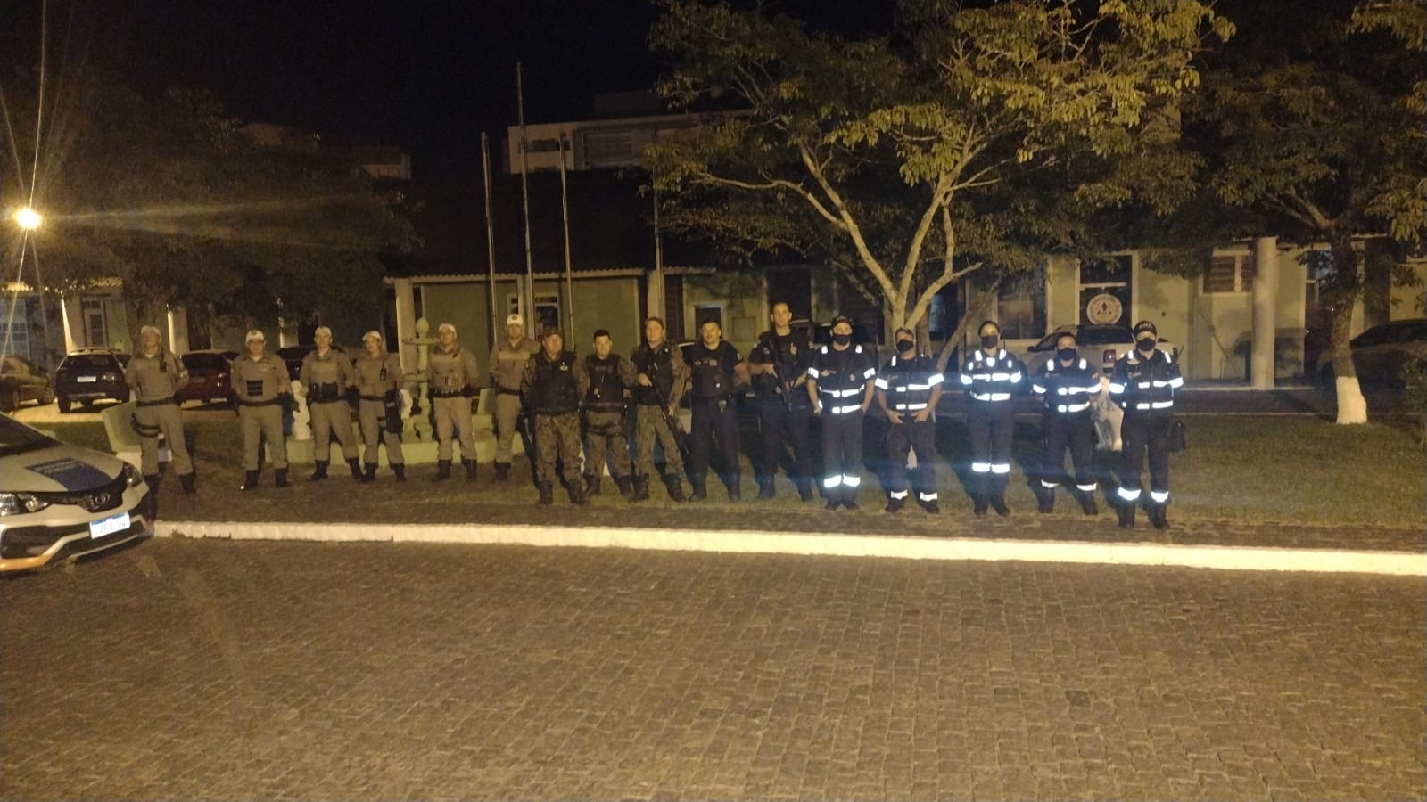 Guarda Municipal, Brigada Militar, Polícia Civil e agentes de Trânsito abordaram 130 pessoas durante as Operações Integradas