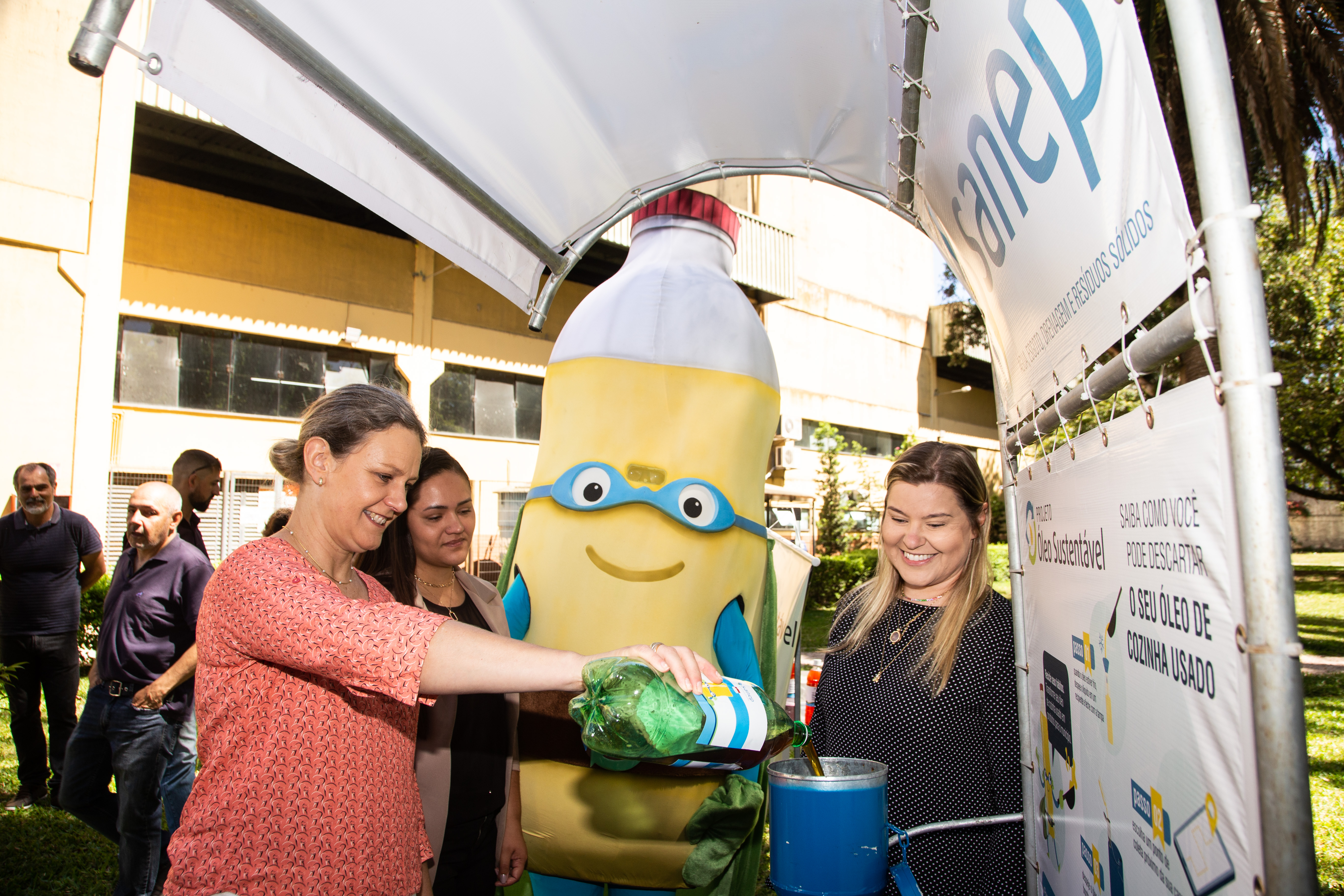 Projeto Óleo Sustentável completa três anos acumulando cerca de 45 toneladas de sabão produzidas a partir da reciclagem em Pelotas