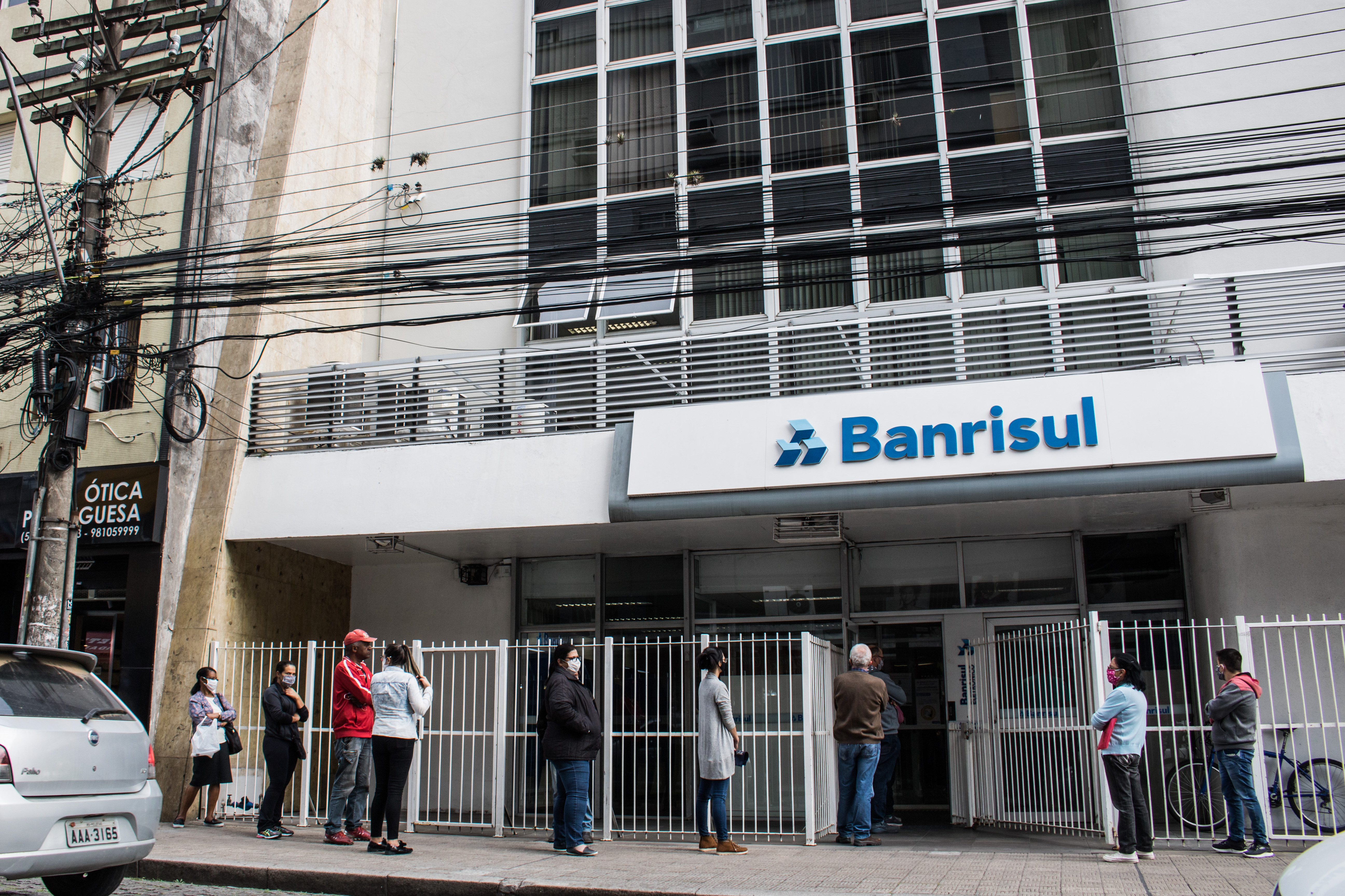 Instituição financeira disponibiliza prorrogação de contratos para parcelas de junho, julho e agosto