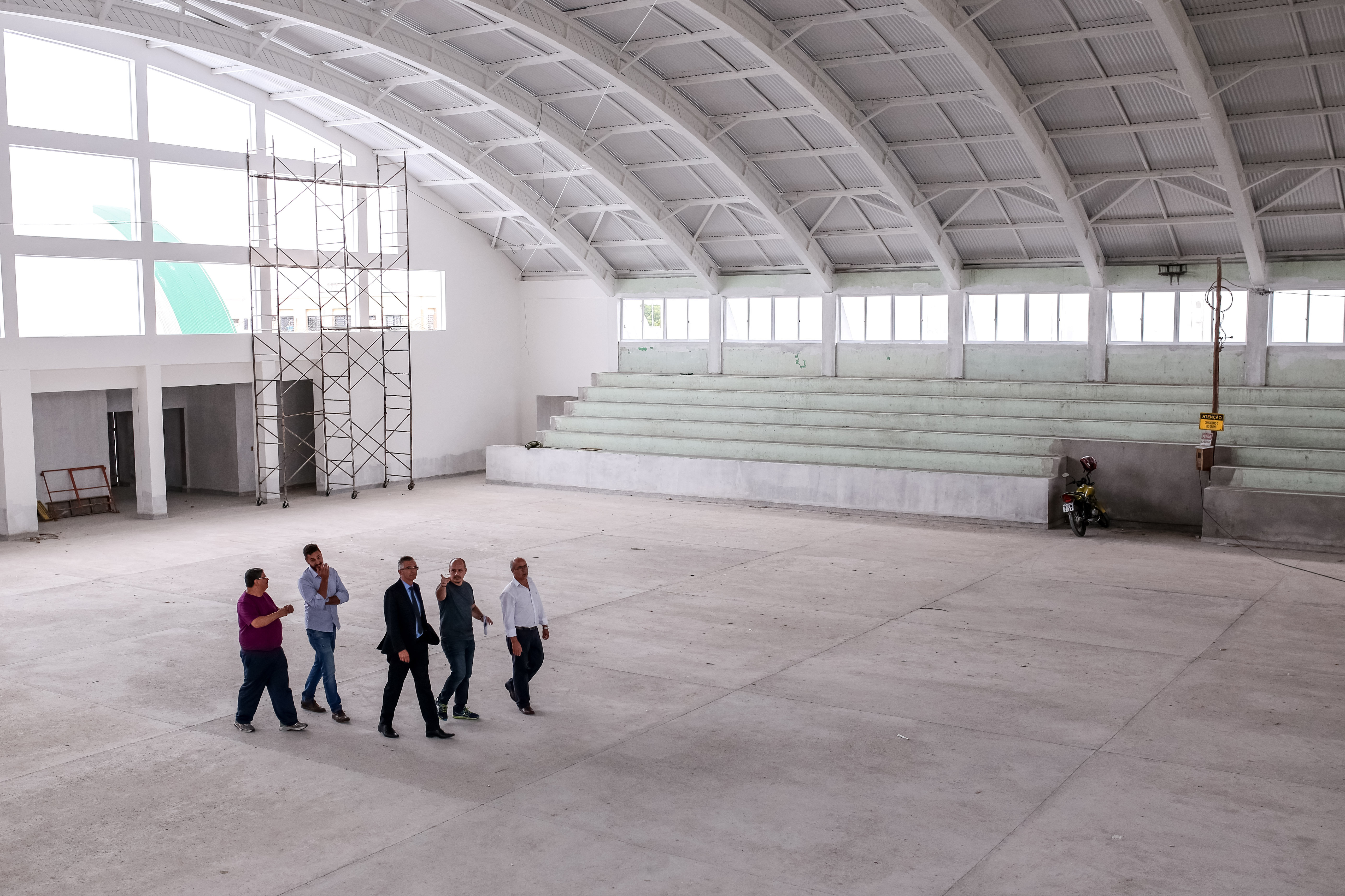 Viana conferiu a construção do Ginásio do Colégio Municipal Pelotense, do CEU Dunas e da UBS Virgílio Costa