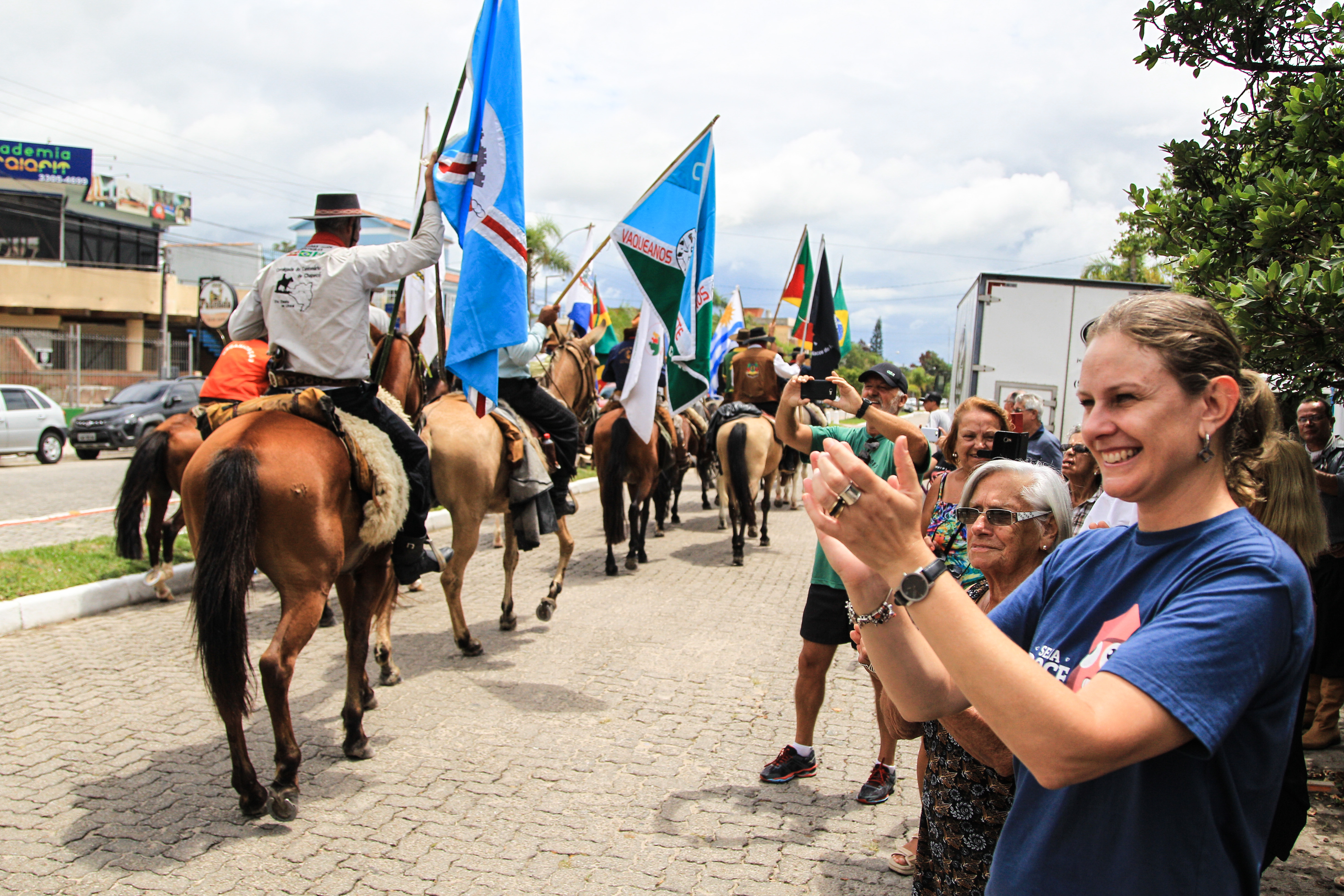 Mais de 50 cavaleiros viajaram durante dez dias