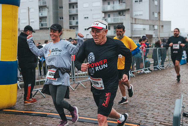 Evento promoveu uma manhã de esporte e lazer aos pelotenses, dando início à semana de celebrações aos 214 anos do município
