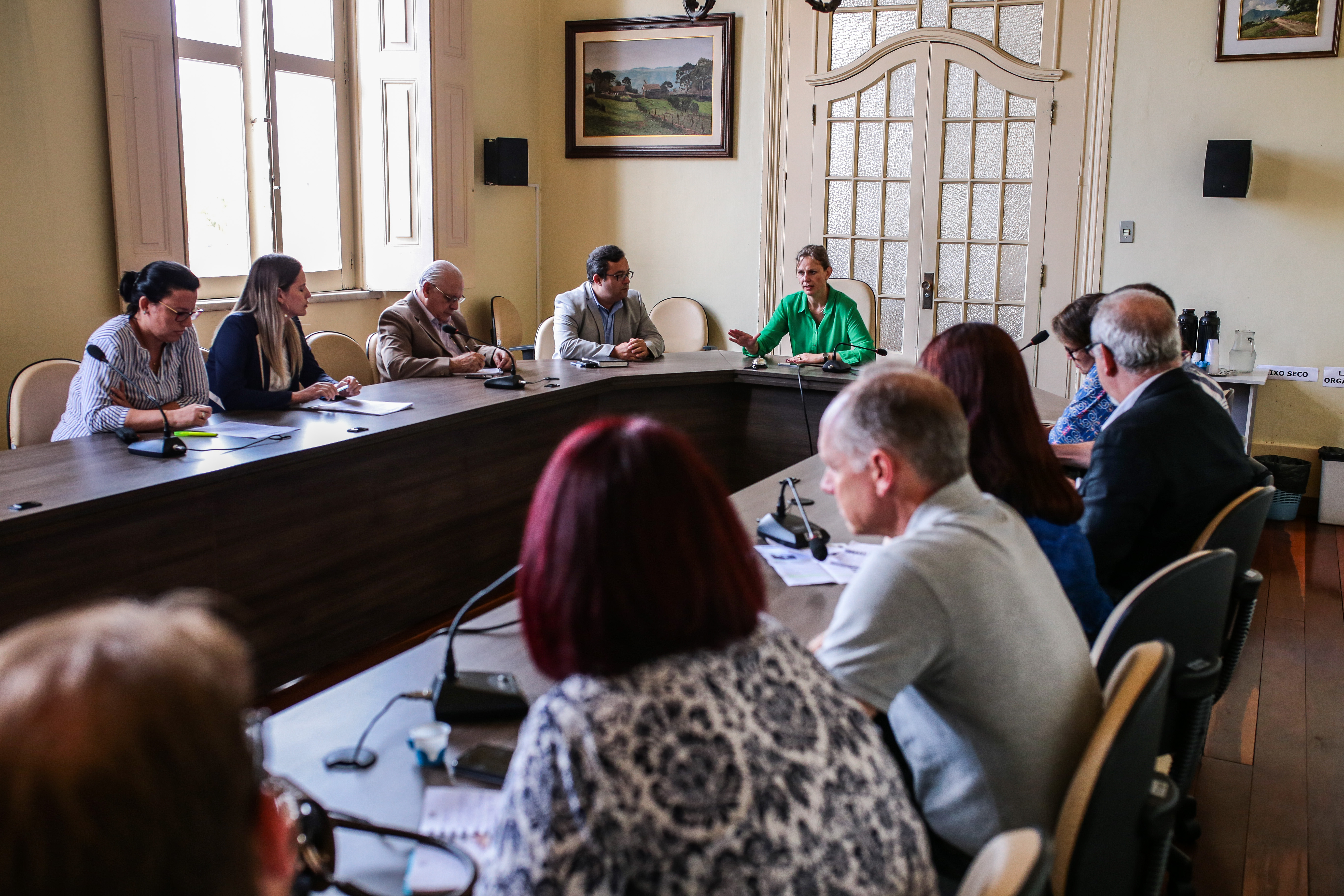Prefeita apresenta para o Simp o esboço da Lei