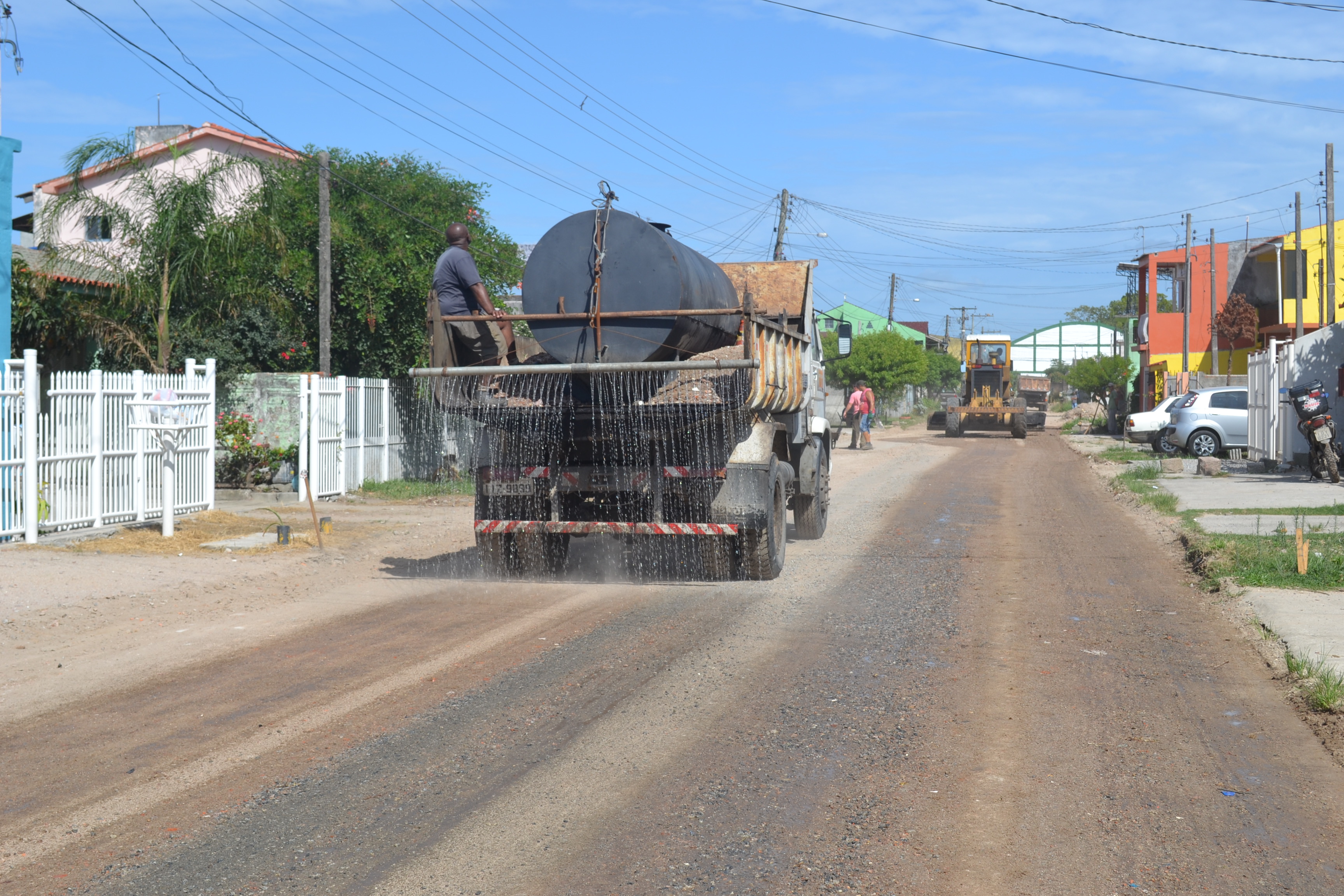 Os 280 metros da via receberão tratamento com asfalto, com intervenções da Secretaria de Obras e Pavimentação