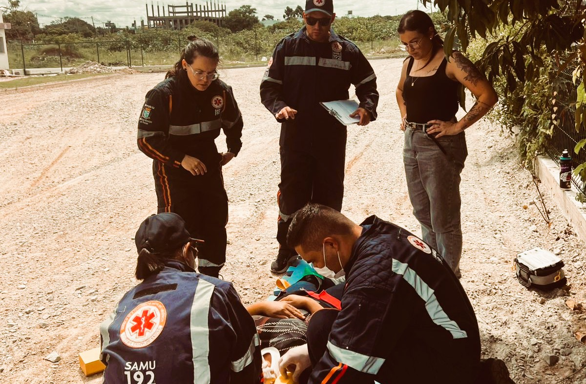 Volta dos cursos coincide com o fim do contrato de gestão das rodovias da região à iniciativa privada. Núcleo de Educação em Urgências da SMS já contribuiu na formação de 2,6 mil pessoas desde junho do ano passado em Pelotas