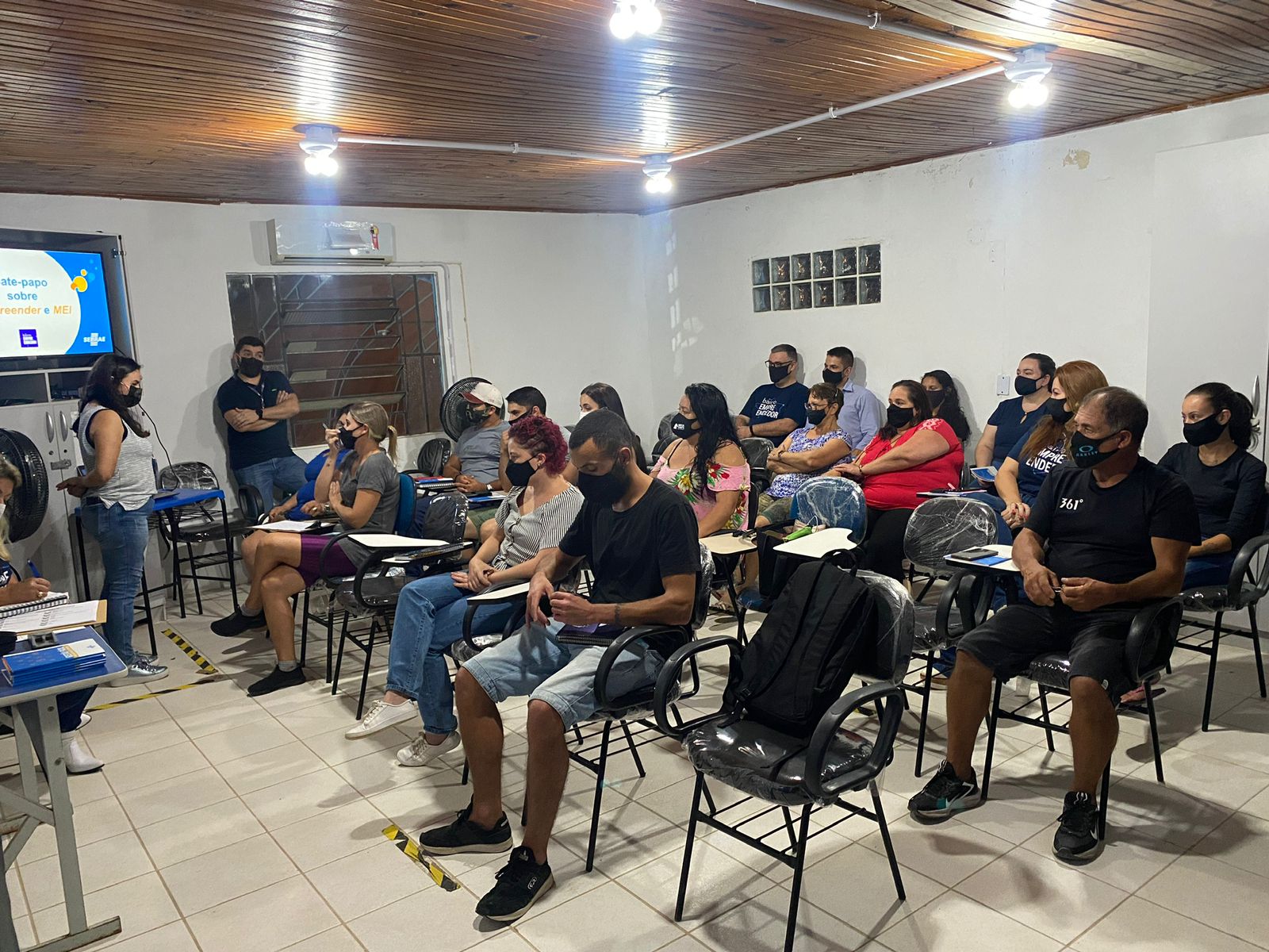 Etapa do programa chamada de Trilha Empreendedora começou na quinta-feira (24) e terá duração de três meses
