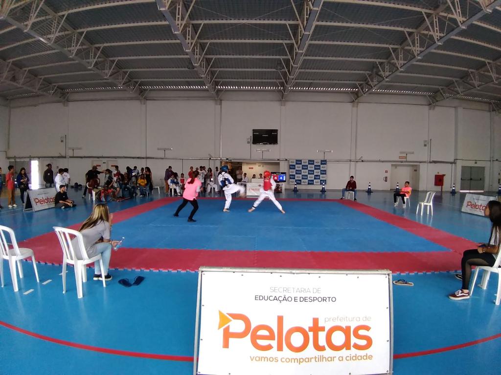 Interessados devem se inscrever diretamente na escola até o dia 13 de setembro. As competições serão no dia 4 de outubro