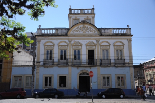 A vernissagem está marcada para as 18h desta sexta (6), e a mostra permanece até o dia 9 de outubro