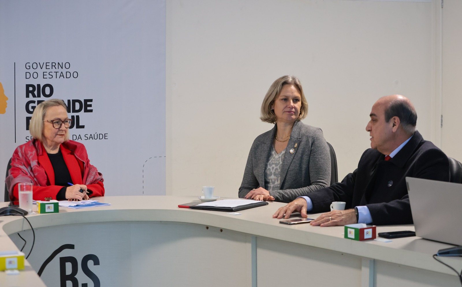 Encontro com a Secretaria Estadual da Saúde buscou melhorias e novos equipamentos para o hospital filantrópico de Pelotas