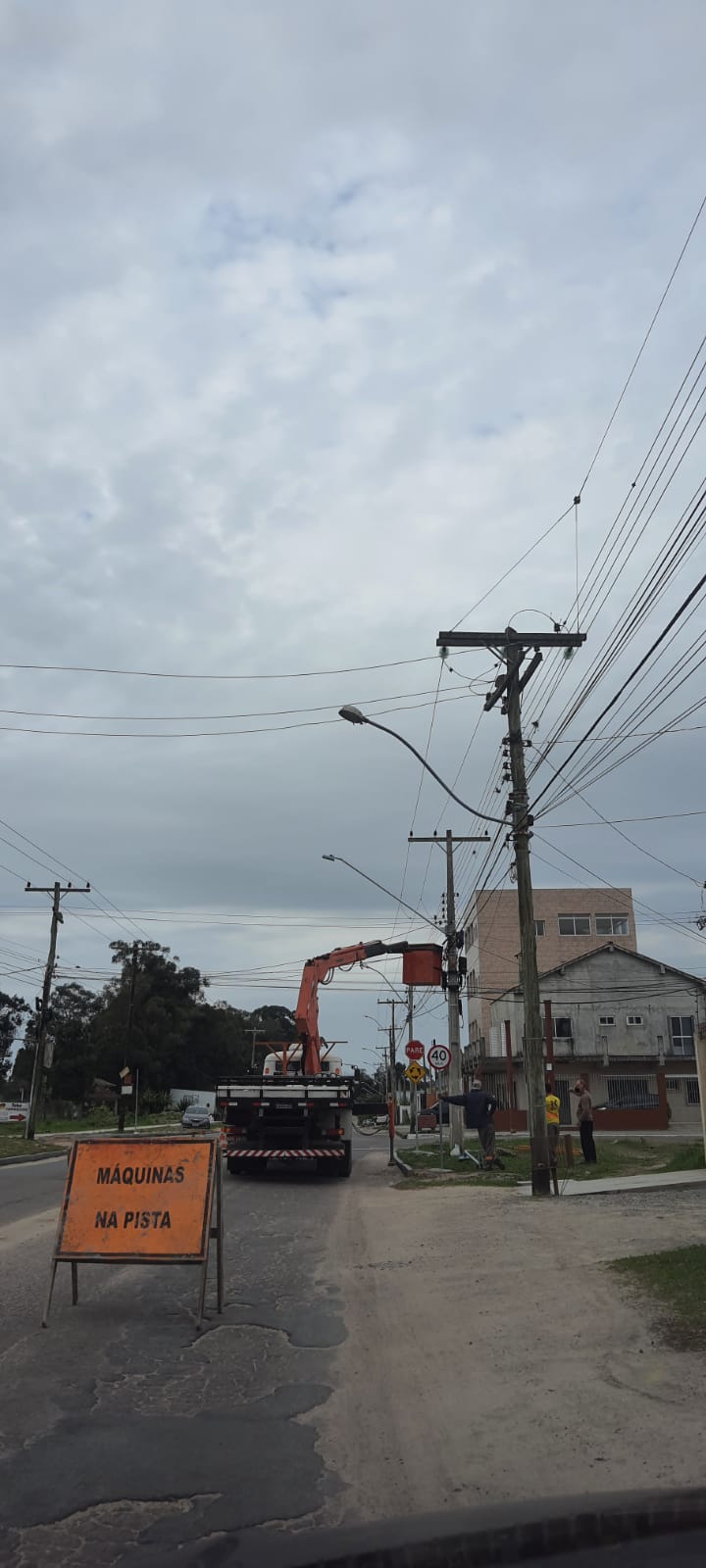 Projeto de responsabilidade da Prefeitura de Pelotas prevê a instalação de 37 luminárias, nesta etapa, para beneficiar usuários que passam pela avenida