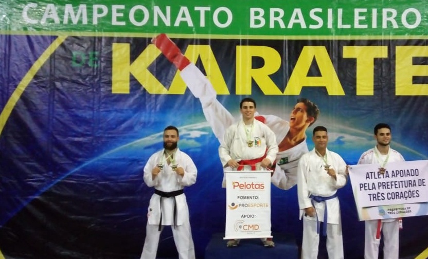 Fernando Marques alcançou o lugar mais alto do pódio no Campeonato Brasileiro de Karatê