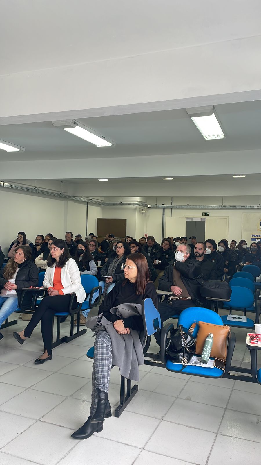 Durante treinamento, 56 servidores do Programa de Combate ao Mosquito da Dengue foram informados sobre os serviços realizados pelo Departamento de Vigilância Ambiental do Município