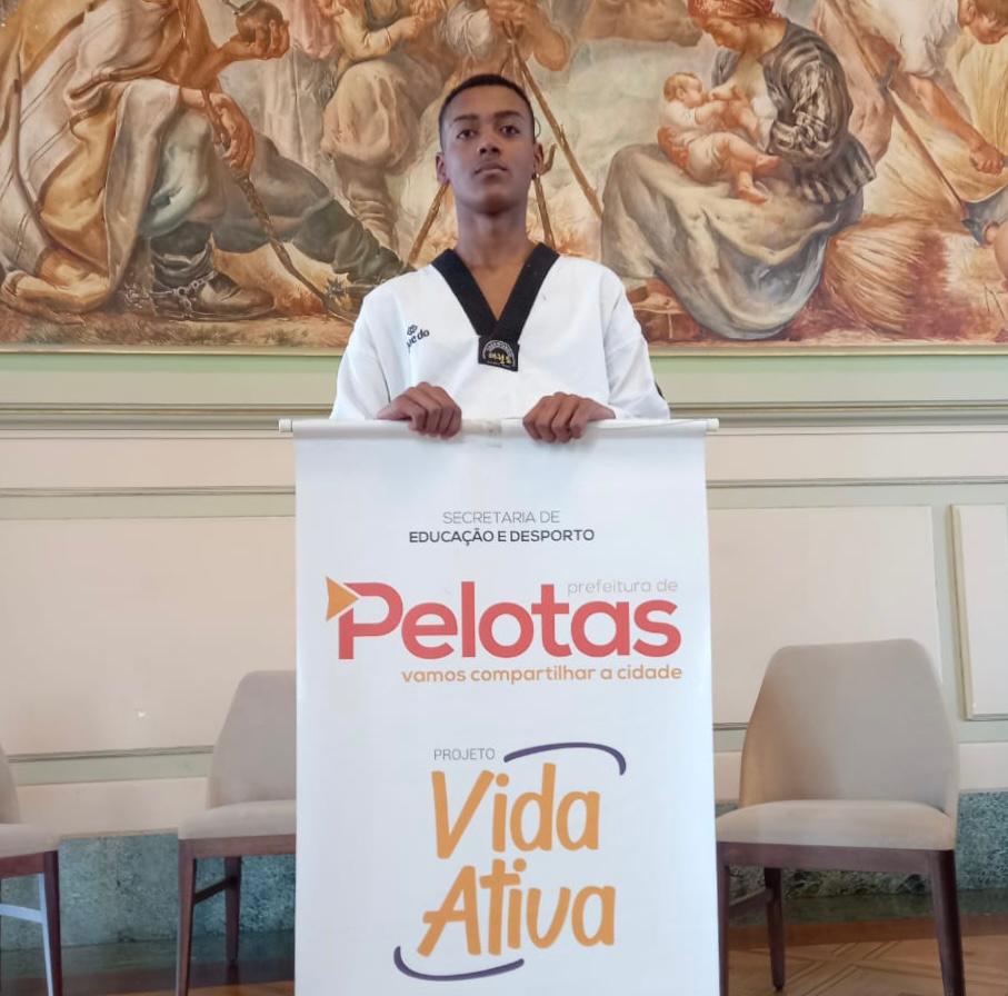 Atleta do projeto Vida Ativa da Prefeitura receberá instruções de artes marciais em Boston, no estado americano de Massachusetts