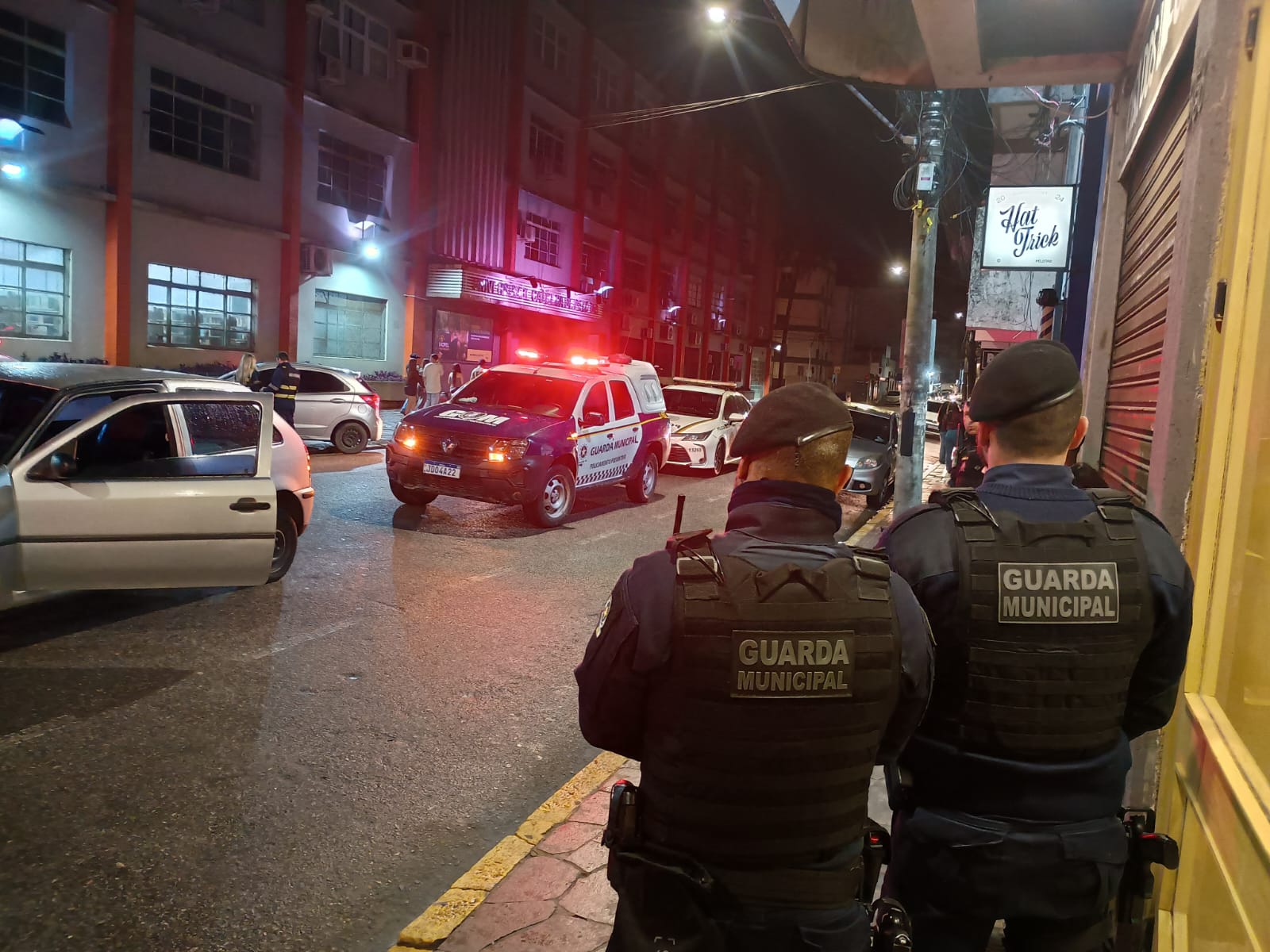 Ações de sexta a domingo abordaram 92 pessoas e resultaram no recolhimento de três veículos