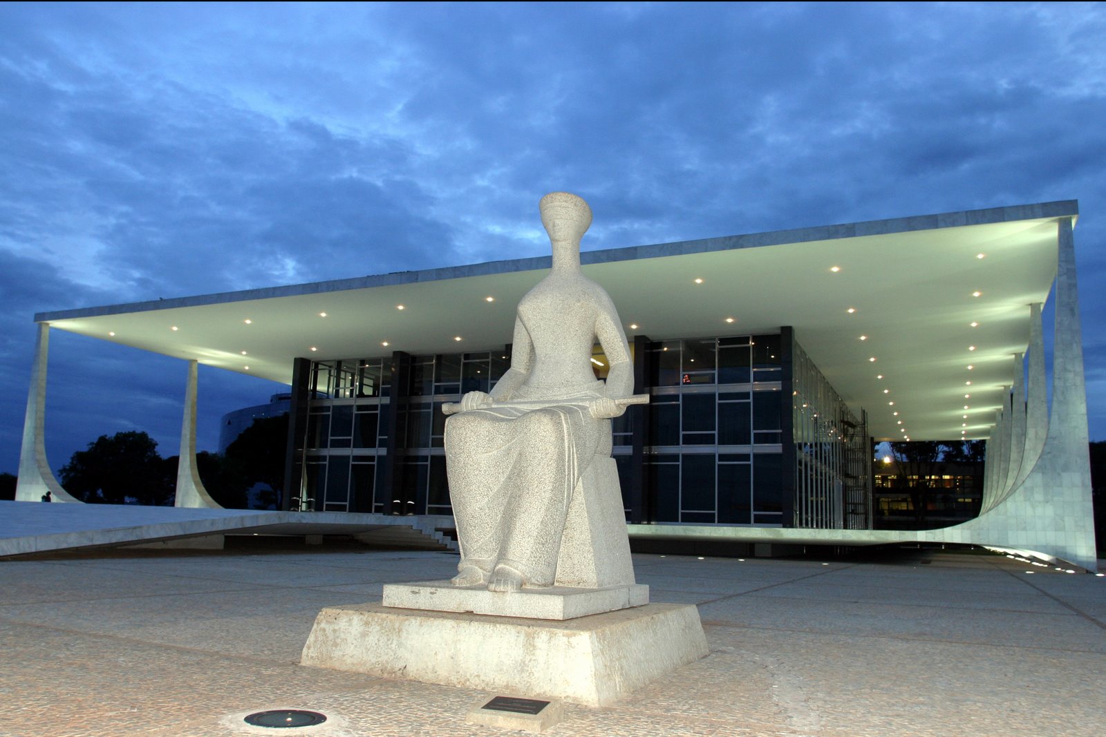 Tribunal de Justiça sequestra R$ 3,5 milhões das contas do Executivo