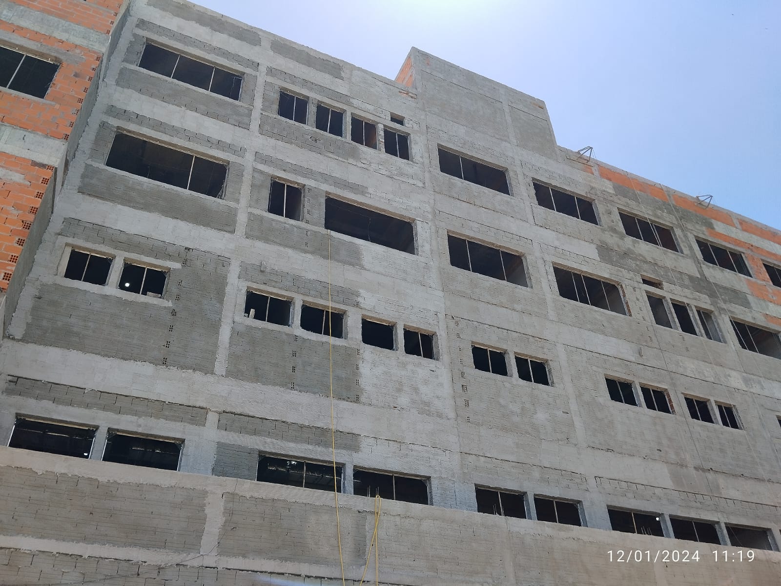 Projeto está com andamento dentro do previsto e na fase de implementação das instalações complementares