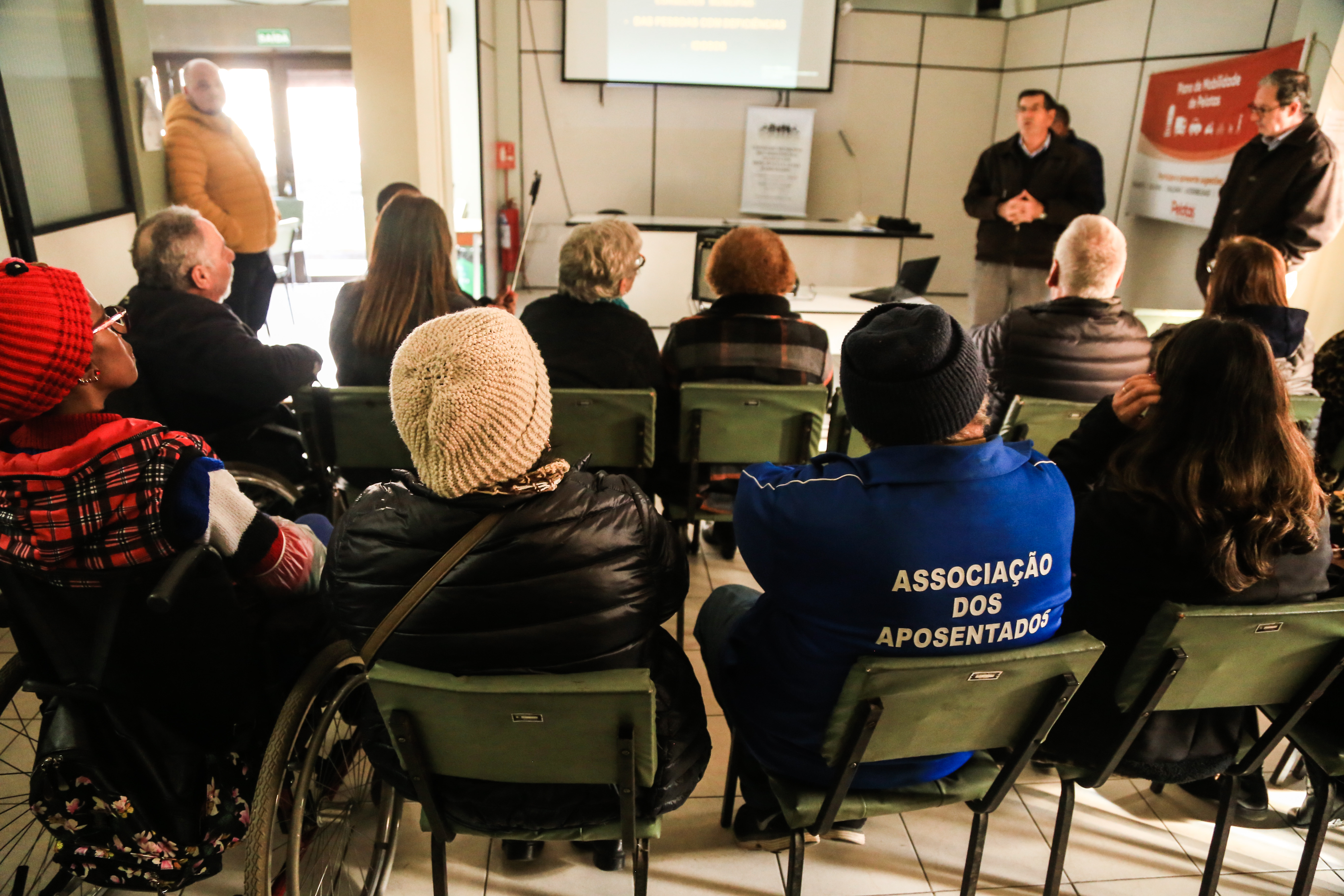 Conselhos do Idoso e da Pessoa com Deficiência se reuniram para debater sobre aspectos que interferem na circulação urbana