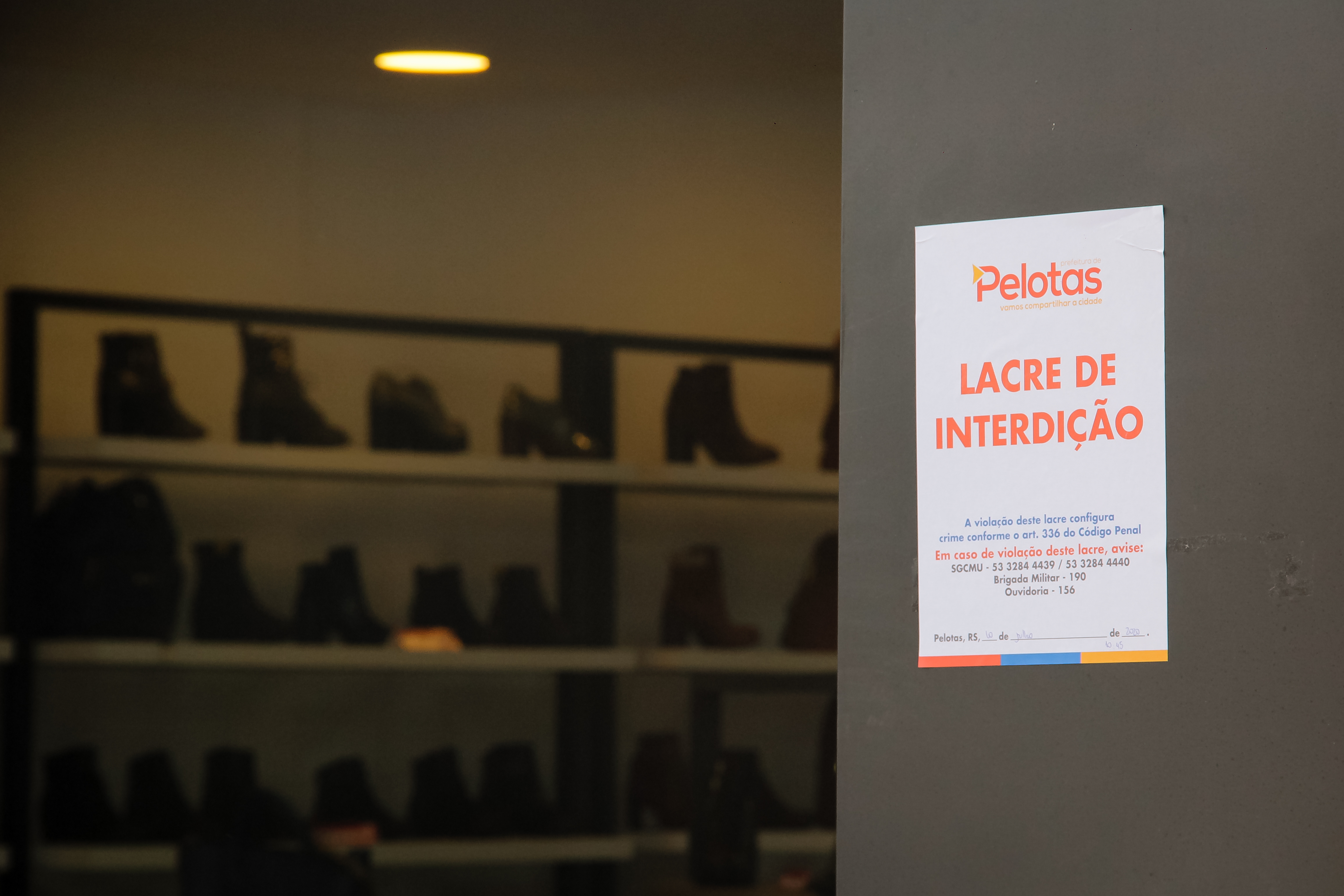 Estabelecimentos que não estavam cumprindo as regras de distanciamento do Estado e do Município foram interditados