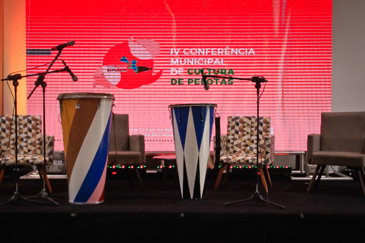 No ato, foi aprovado o texto do Plano Municipal de Cultura, que irá regular as metas e ações do Município em relação a atividades da área