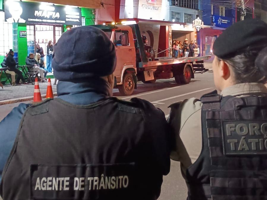 Ações da Prefeitura, em parceria com a Brigada Militar, resultaram em autuações de trânsito e combate à perturbação do sossego
