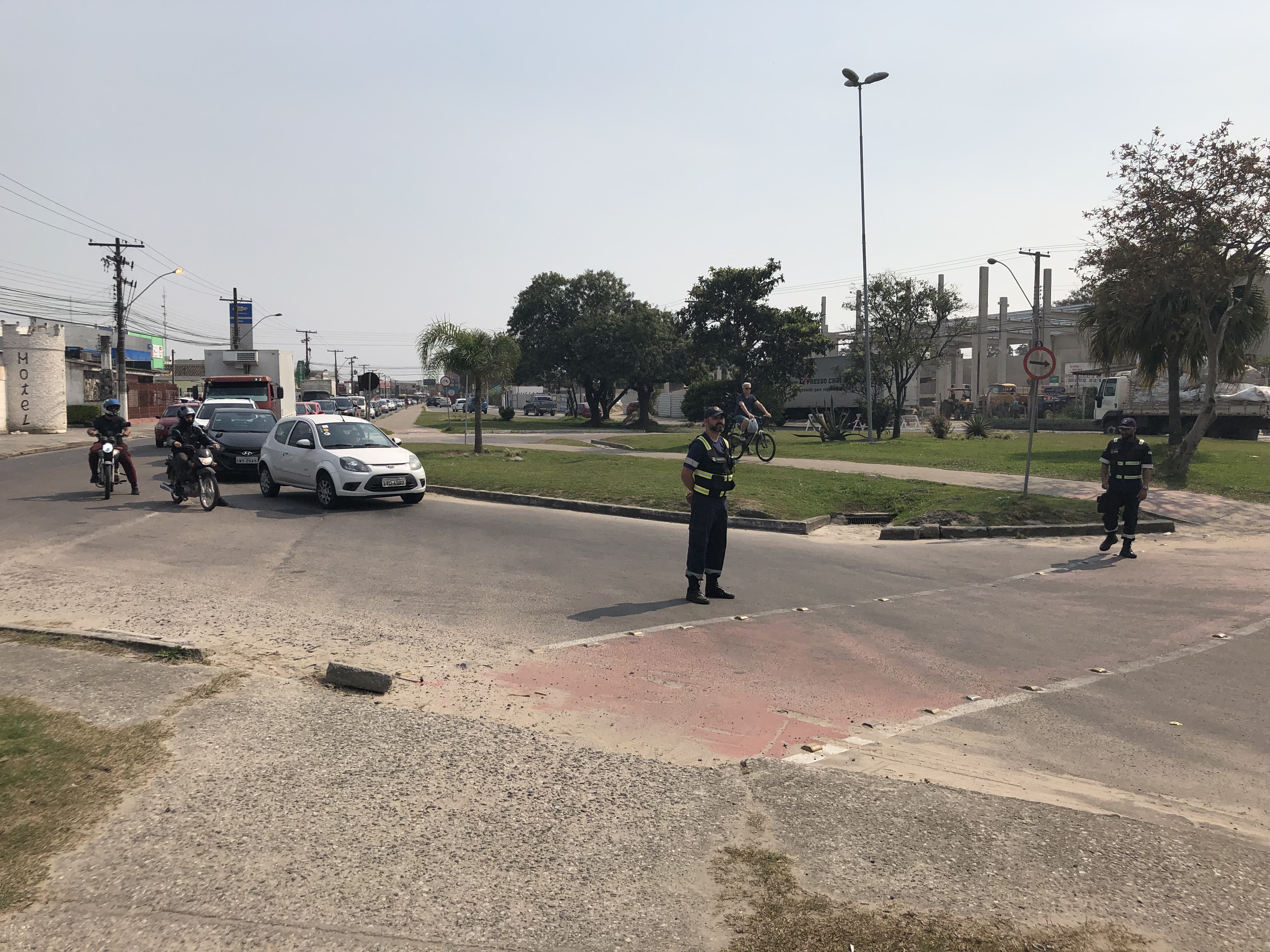 Veículos não poderão trafegar no sentido Centro-bairro, devido à obra de drenagem no local