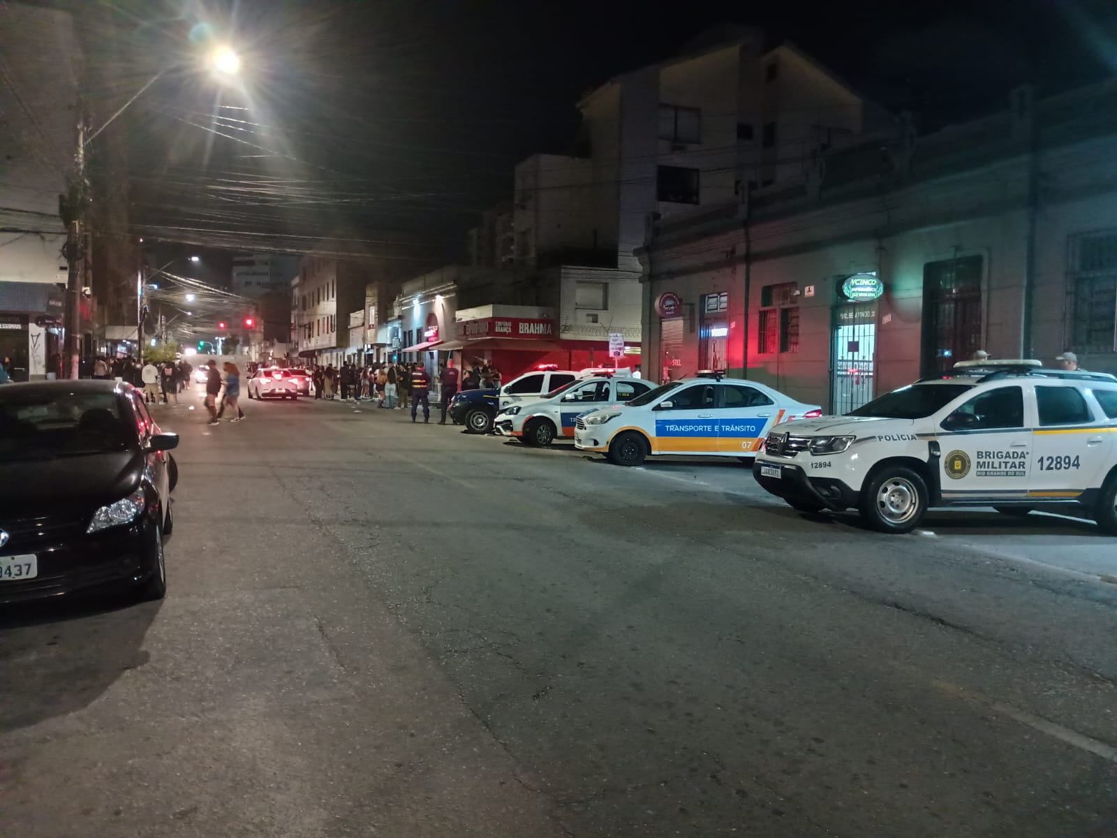 Fiscalizações ocorreram com apoio da Brigada Militar e visam segurança e ordem urbana