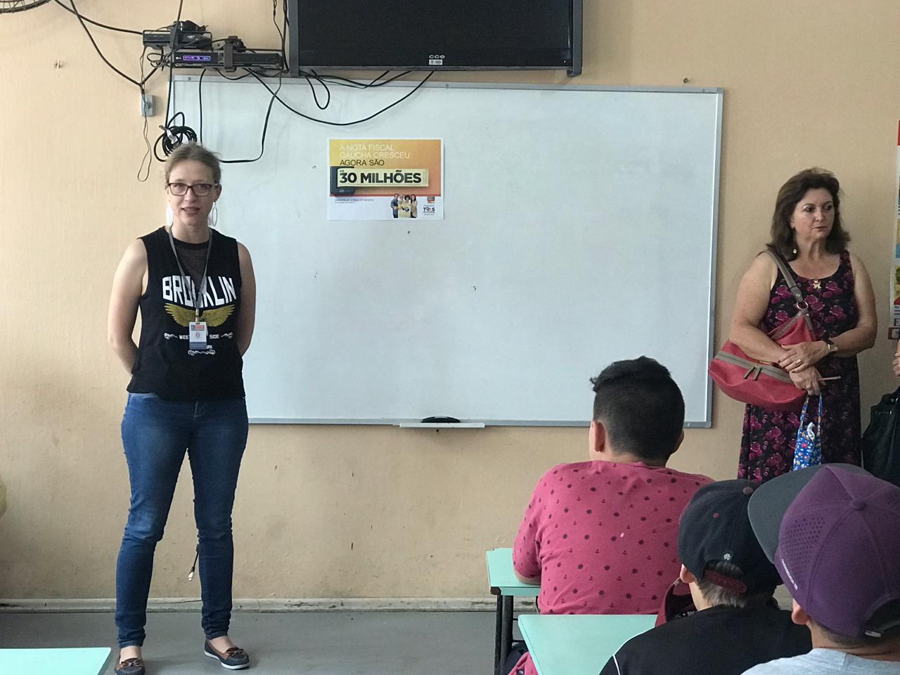 Equipe percorrerá escolas municipais para levar educação fiscal às crianças